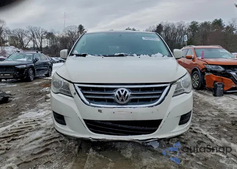 2010 Volkswagen Routan Se z USA, uszkodzony, nr VIN 2V4RW3D1XAR158837